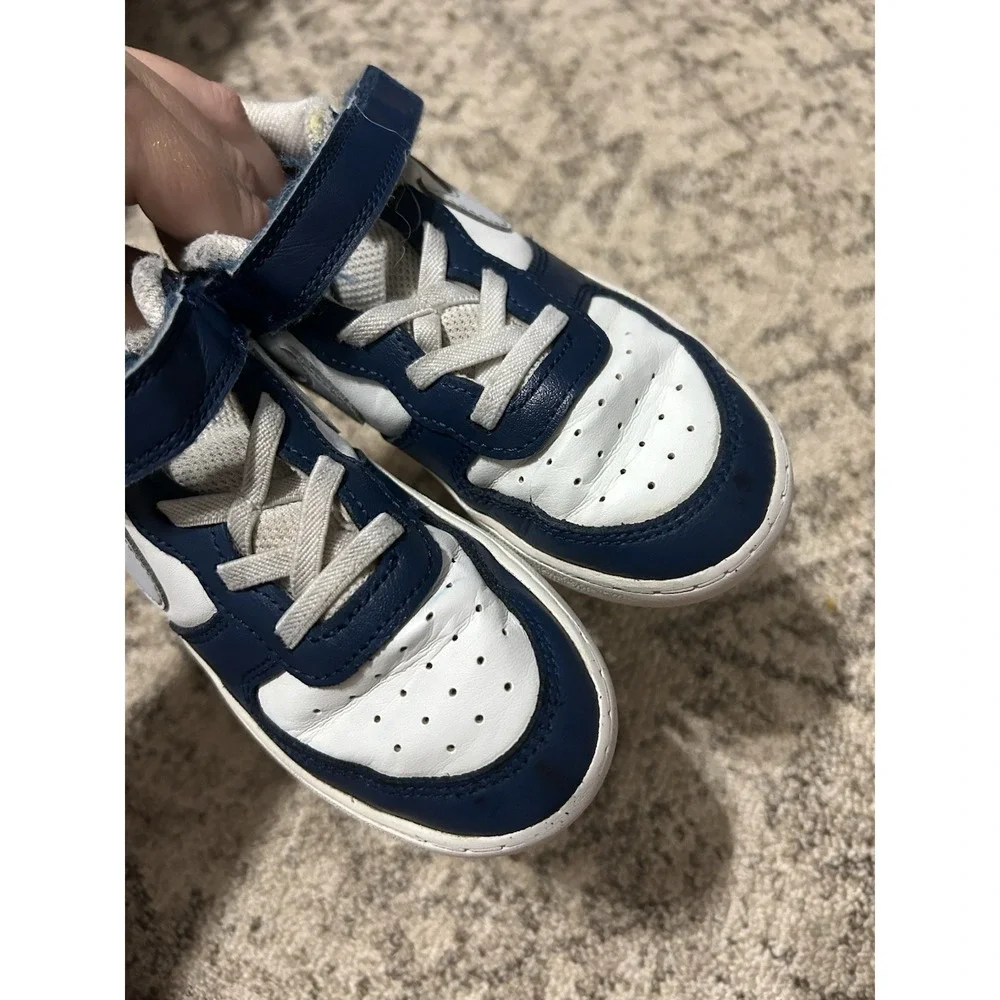 Boys Blue And White Nike Shoes Size 10C